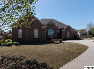 25273 Queensbury Dr, Athens, AL 35613