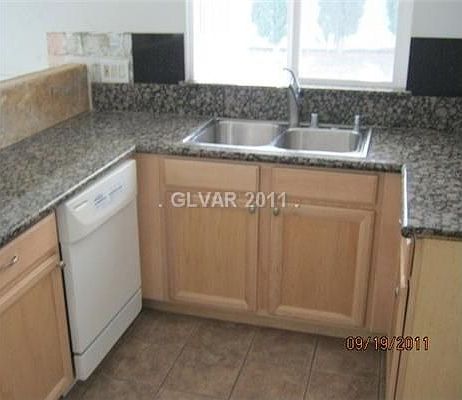 3rd image of 6389 W Twain Ave