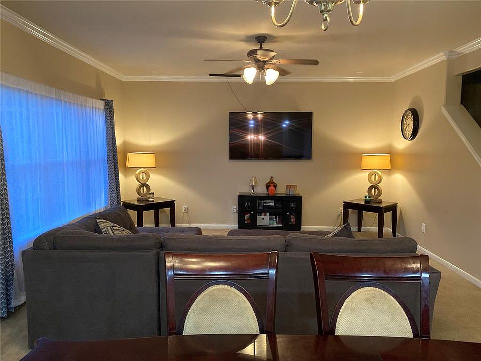 1st image of 20518 Avery Grove Ct