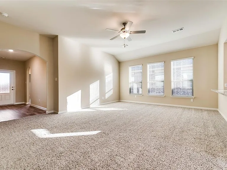 204 Lake Rdg — Photo 13