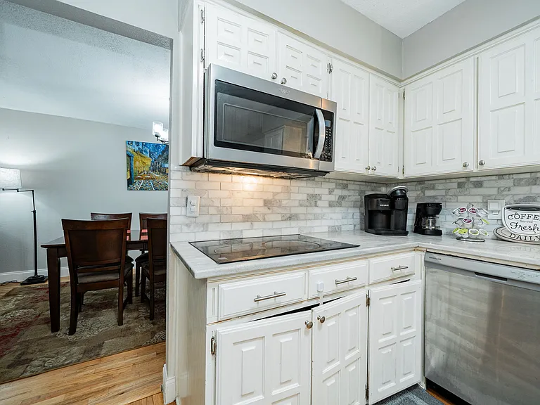 1604 Vera Cruz Dr — Photo 16