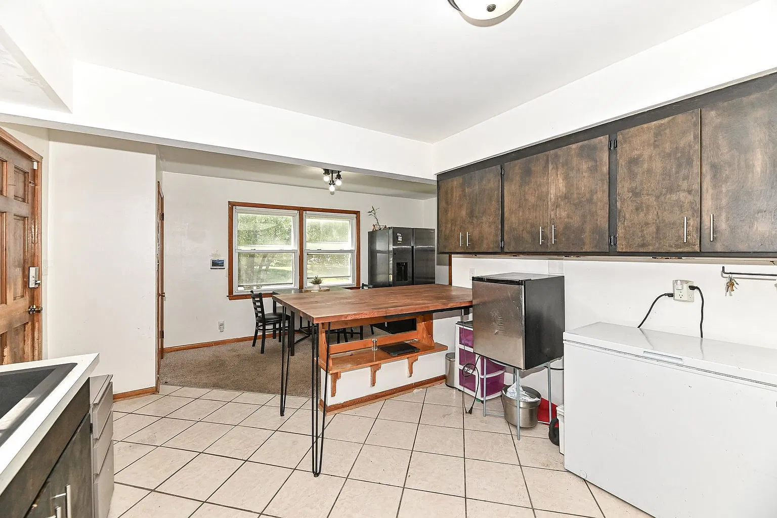 3 bed, 1253 sqft, $2,100 — Photo 4
