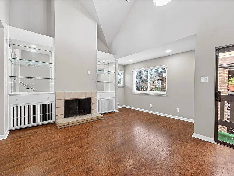 1114 Augusta Dr #10 — Photo 19