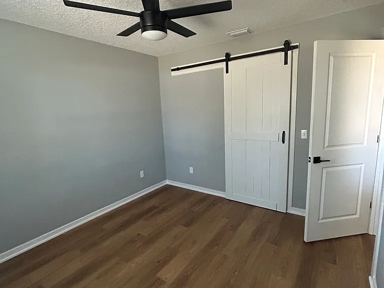 45126 Booth St — Photo 11