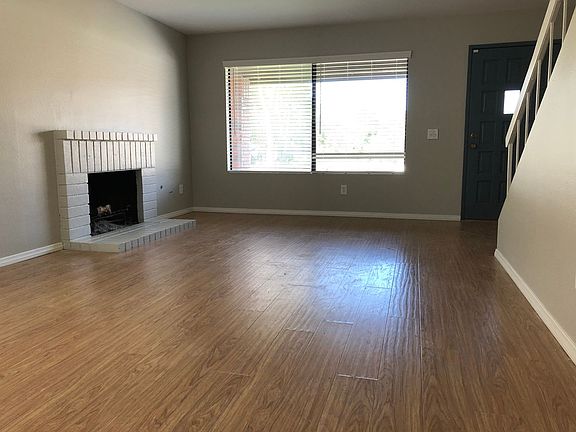 2nd image of 937 Woodgrove Dr