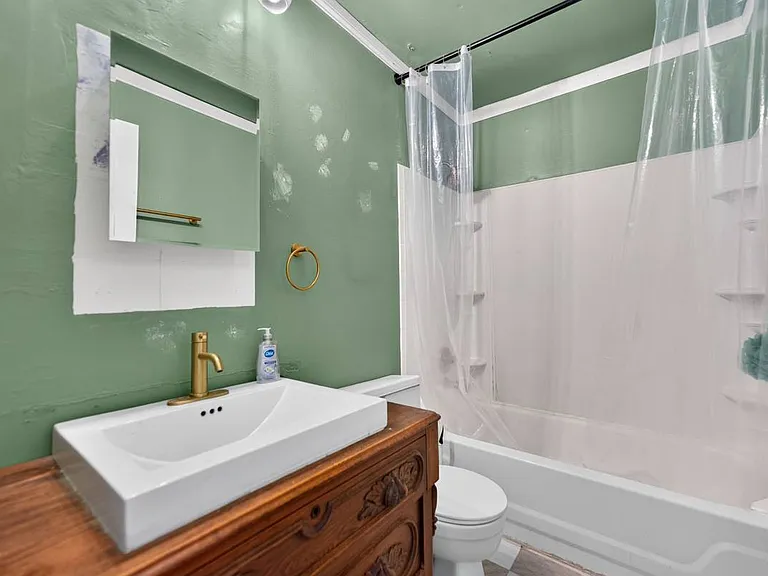 450 Perrie Dr #101 — Photo 9