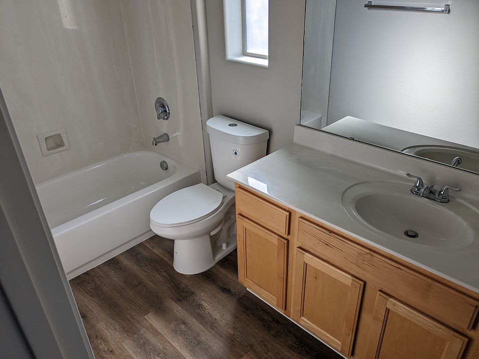 1st image of 8426 W Gross Ave