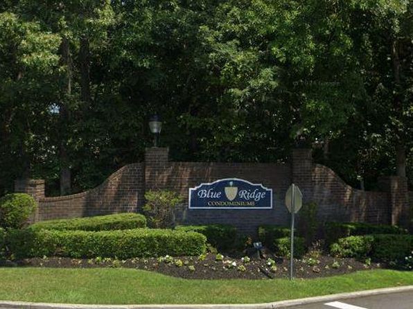 132 Golf Ln
