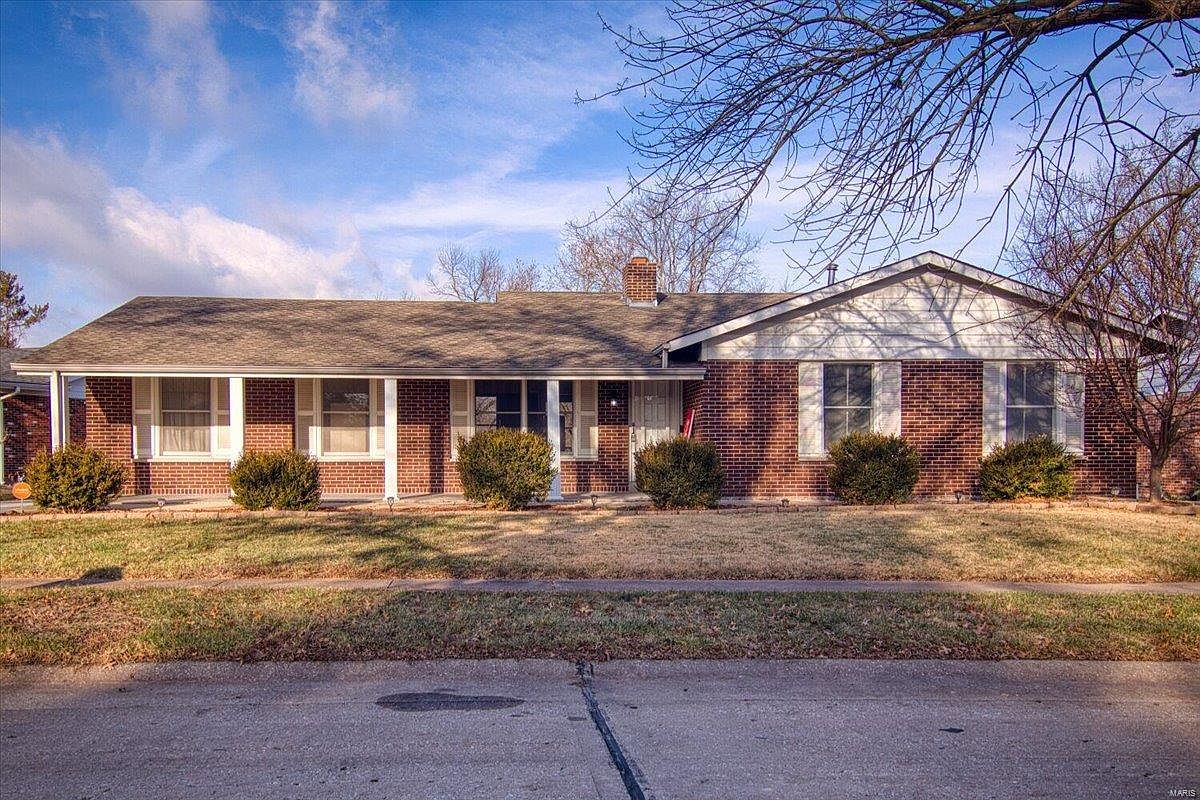 3643 Rosant Ct, Florissant, MO 63034 | Zillow