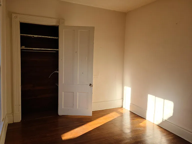 132 Old Park Ave #1 — Photo 6