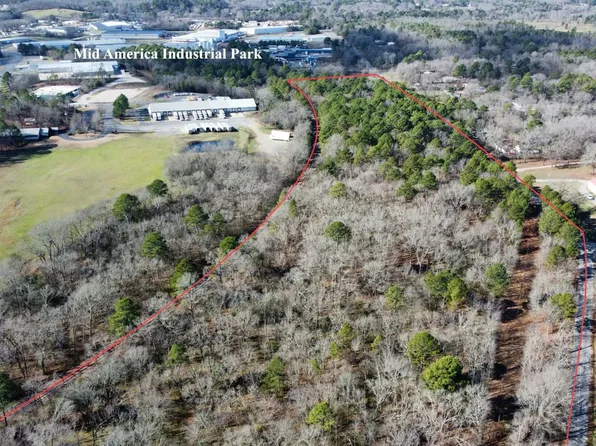 707 Blacksnake Rd, Hot Springs National Park, AR 71913