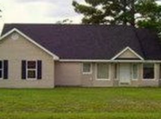 949 Saddle Cir, Waycross, GA 31503