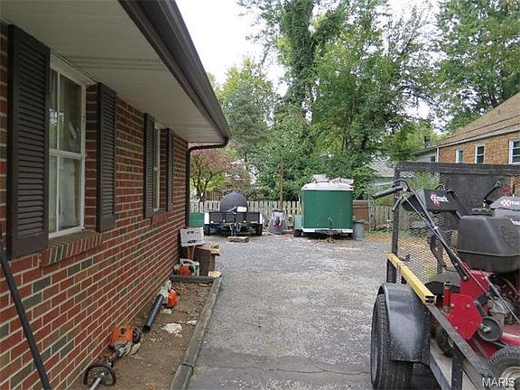4th image of 9077 Pallardy Ln