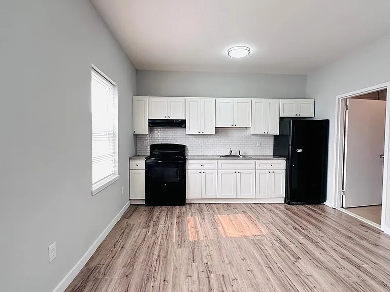 146 Hamilton Ave #2-A — Photo 1