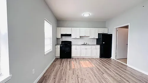146 Hamilton Ave Photo 1