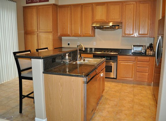 3rd image of 399 Tower Hill Ave