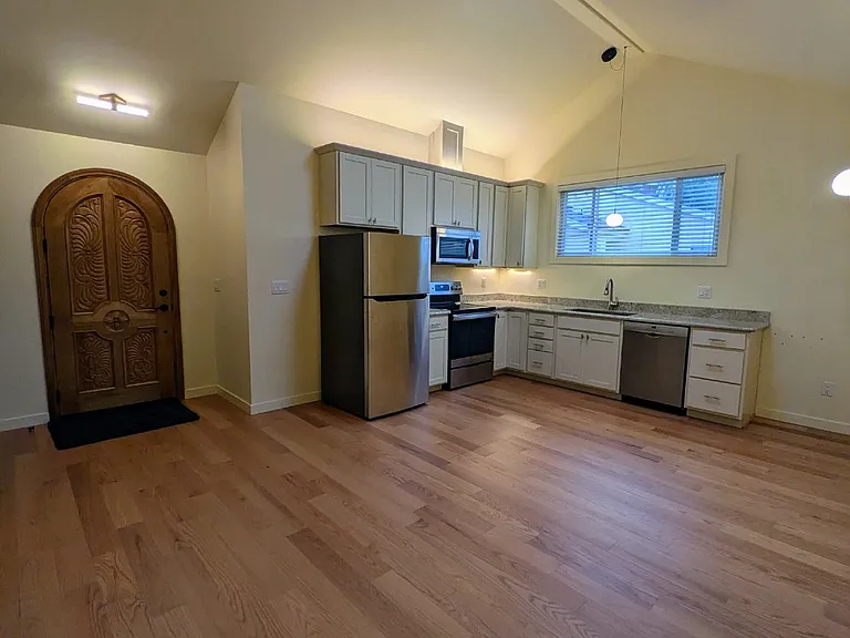 125 Dake Ave #A — Photo 2