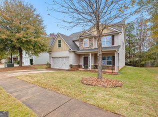 127 Cliffhaven Cir, Newnan, GA 30263
