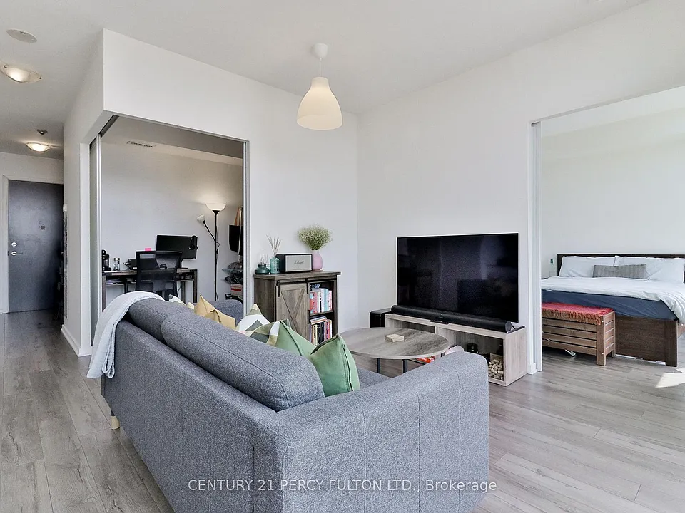 105 The Queensway #Penthouse 3505-3505