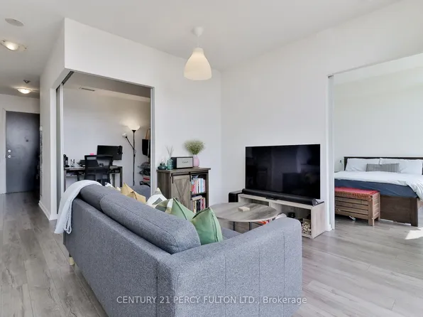 105 The Queensway Unit Penthouse 3505-3505, Toronto, ON M6S 5B5