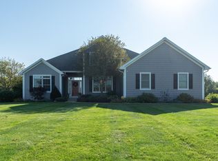 123 Hummingbird Ln, Niles, MI 49120