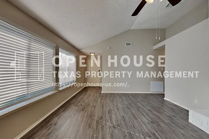 11910 Westwold Dr — Photo 5