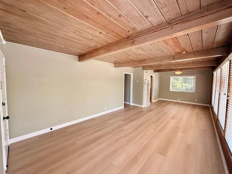1171-1201 Noel Drive — Photo 3