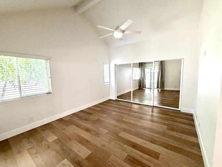 1345 Sunrise Cir N — Photo 19