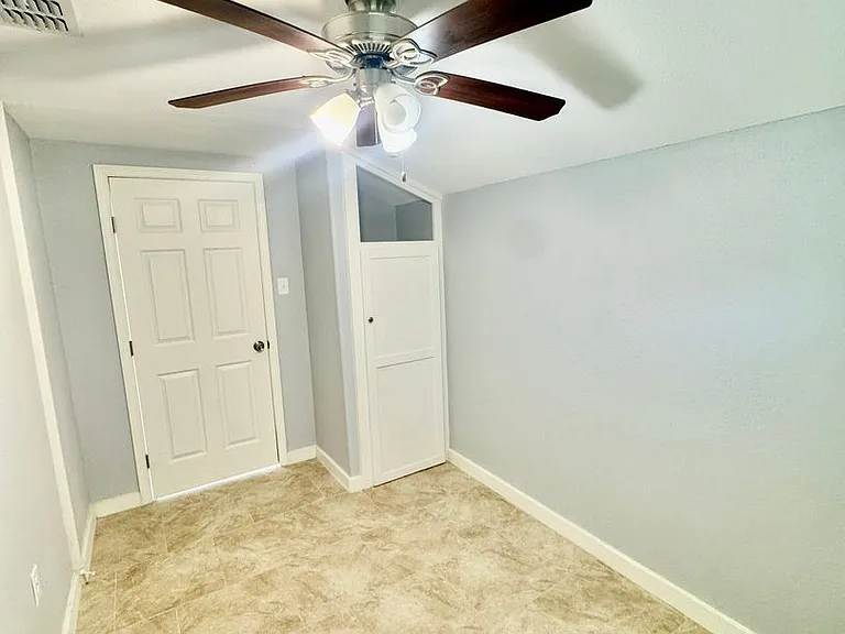 5421 Nelson Ln — Photo 9