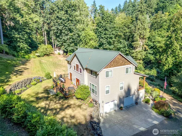2701 NE Strand Road, Bremerton, WA 98311
