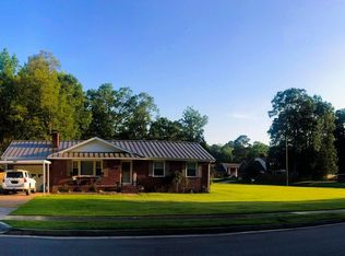 4213 Woodland Dr, Chesapeake, VA 23321