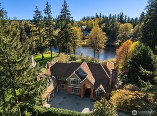 Lake Of The Woods, Woodinville, WA 98077