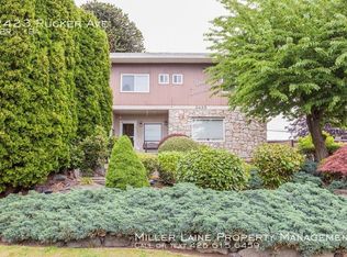 2423 Rucker Ave, Everett, WA 98201
