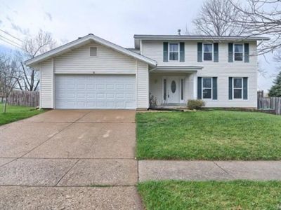 101 Tara Ridge Ct, Ballwin, MO, 63021