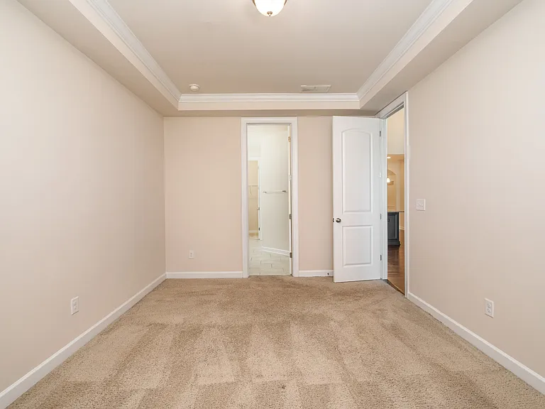 9320 Glenburn Ln — Photo 17