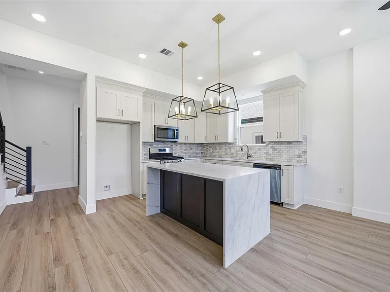 5319 Bacher St #A — Photo 3
