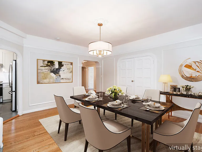 2275 Broadway — Photo 29