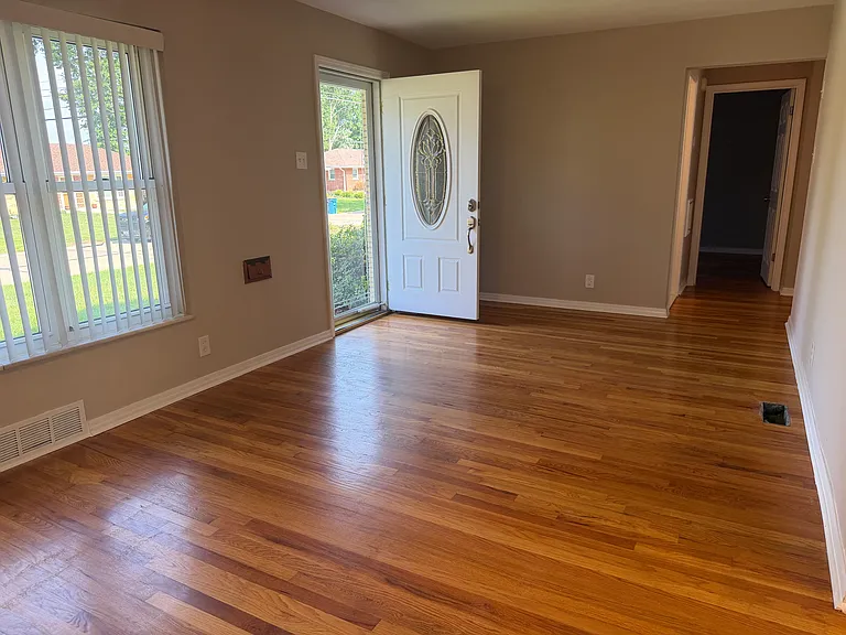 9200 Kit Dr — Photo 4