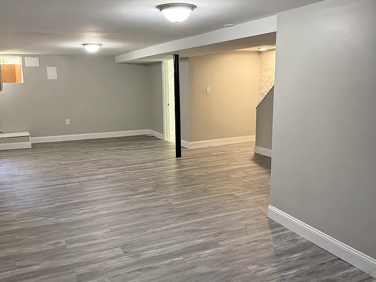798 N Grantley St — Photo 18
