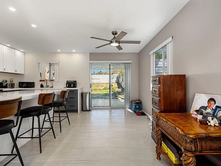 66970 Desert View Ave — Photo 8