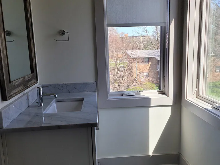 1117 Summit Ave — Photo 14