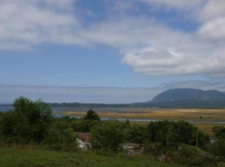 394 Rowe Rd, Wheeler, OR 97147