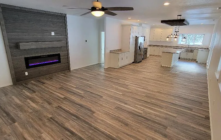 373 Scott Ln — Photo 11