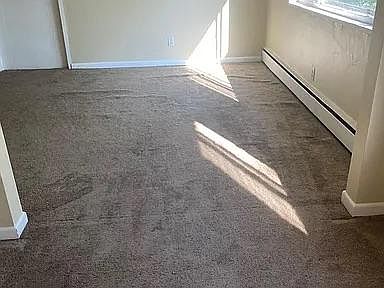 3rd image of 442 Englewood Ave APT 4