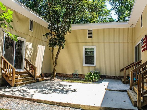 4th image of 4808 Ramblewood Dr