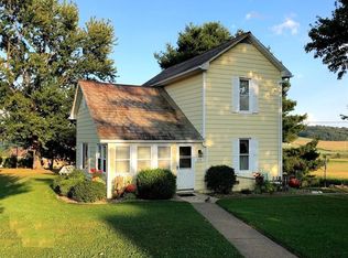 1010 Dover Rd NE, Sugarcreek, OH 44681