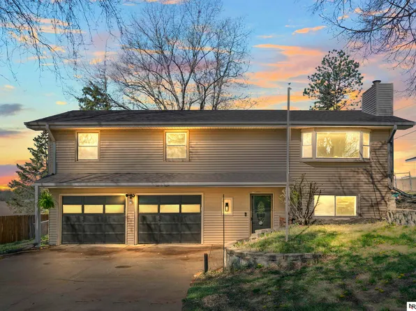 208 S 21st St, Tekamah, NE 68061