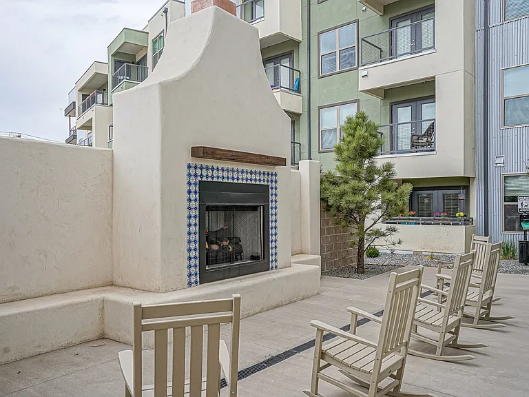 Capitol Flats — Photo 25