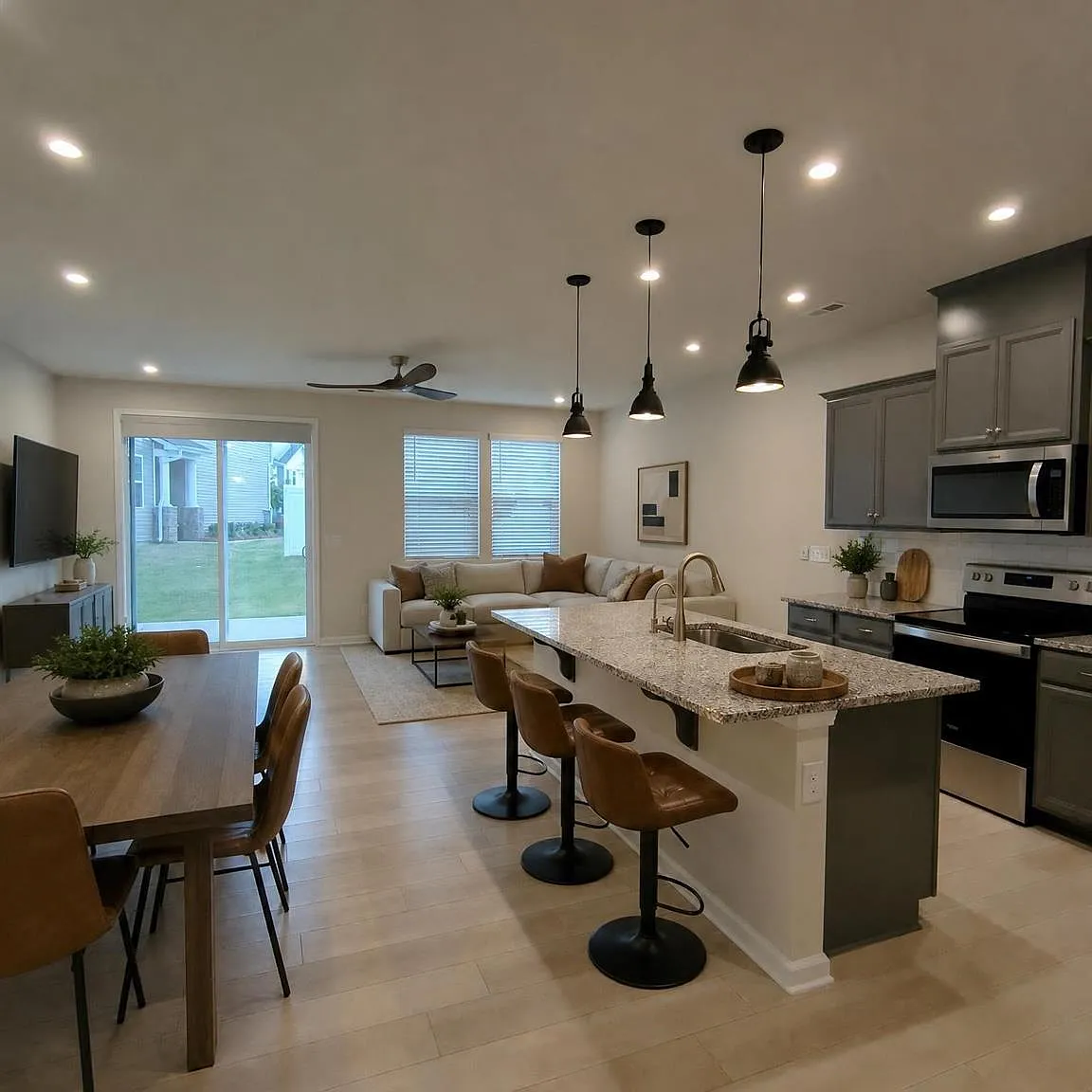 3 bed, 2.5 bath, 1747 sqft, $2,200 — Photo 1