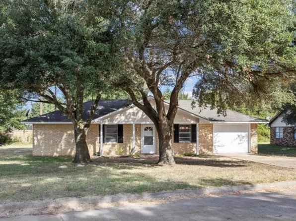 170 Pine Mdws, Hempstead, TX 77445